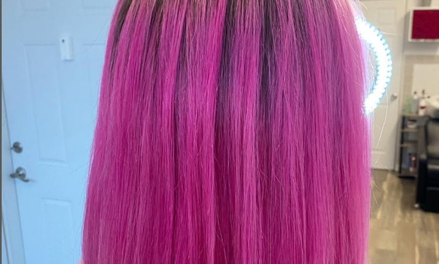 Image 6: 1 Haircut with Partial / Full Highlights, Balayage, or Blond Service 