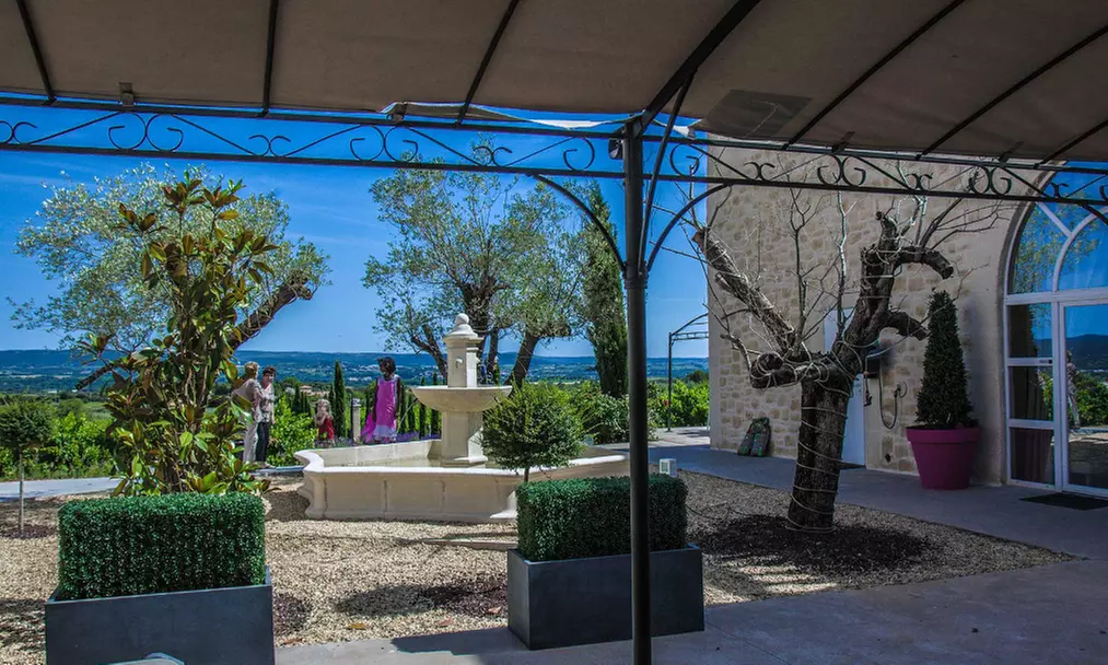 Languedoc : 1 ou 2 nuits avec pdj, option spa, cave, bien-être & tapas