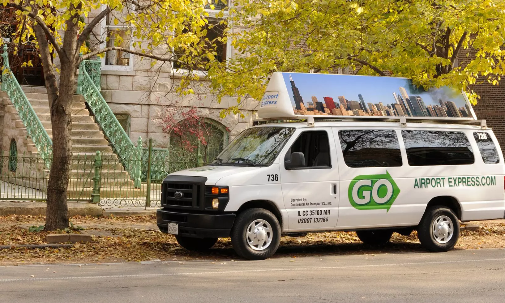 One-Way Transportation to or from Midway or O'Hare from GO Airport Express (Up to 39% Off) - Primary Image