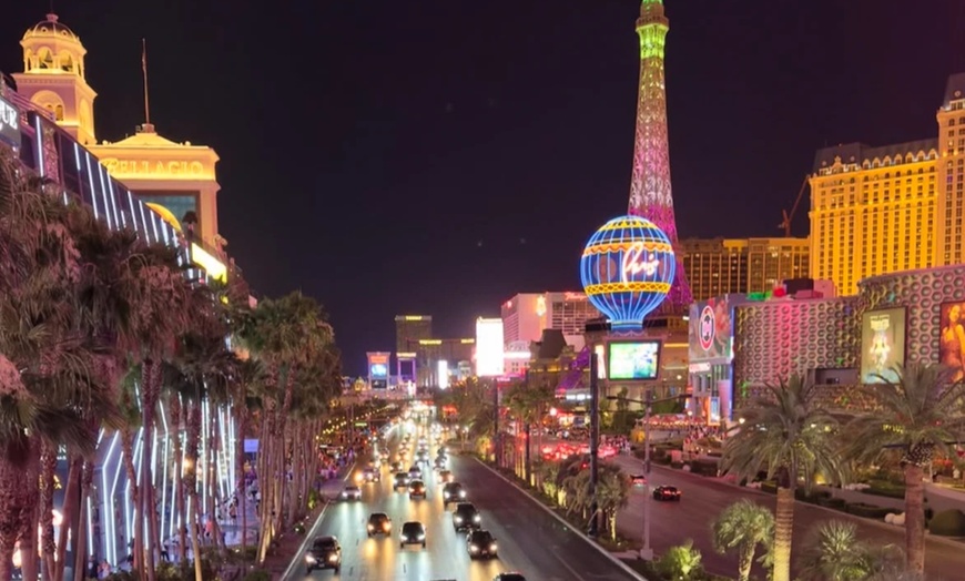 Image 1: ✈ Viva Las Vegas: The Ultimate 4-Day with Air & Hotel