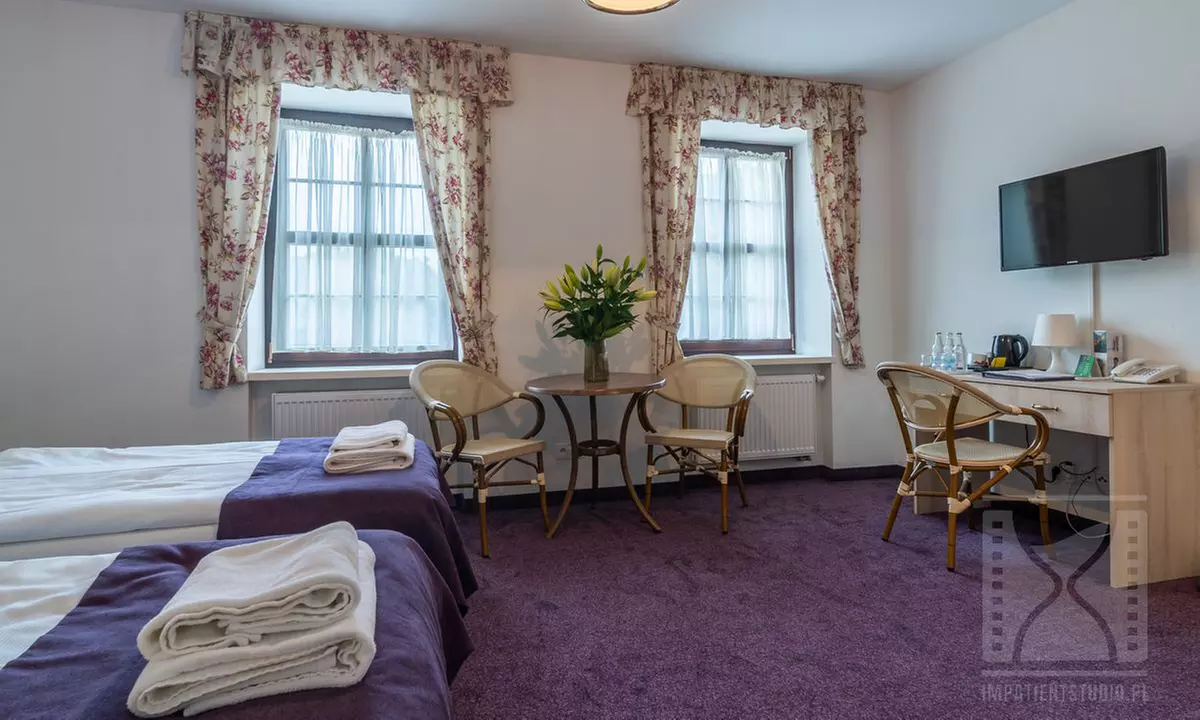 Niederschlesien: Doppelzimmer mit Halbpension auf dem Schloss