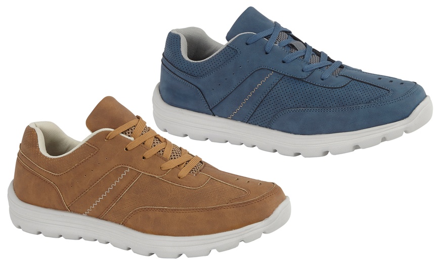 Image 1: Men's Lightweight Trainers