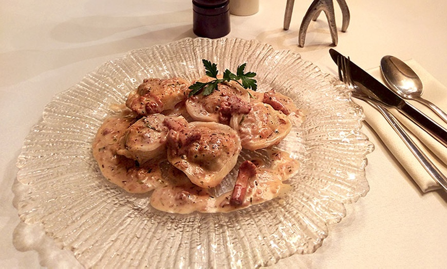 Image 18: 3-daniowa uczta dla dwojga w rustykalnym klimacie