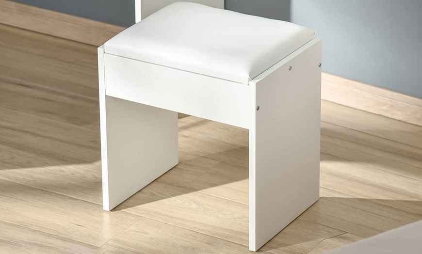 Image 3: HomCom Makeup Desk with Flip-Up Mirror and Hidden Storage