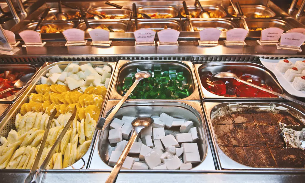 Chinesisch-mongolisches Abend-Buffet All-you-can-eat für 2-4 Personen