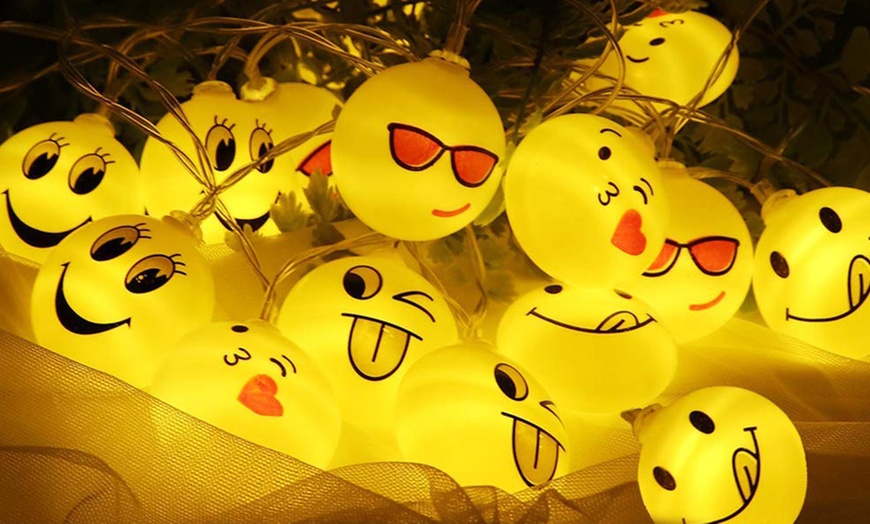 Image 4: Battery-Powered LED Emoji Light