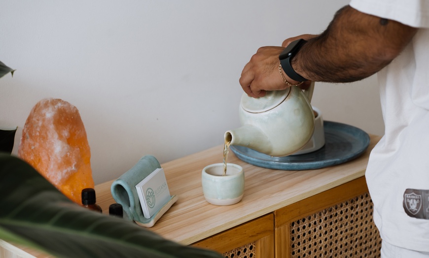 Image 4: Find Relief with 45-, 60-, 90-, or 120-Minute Remedial Massage