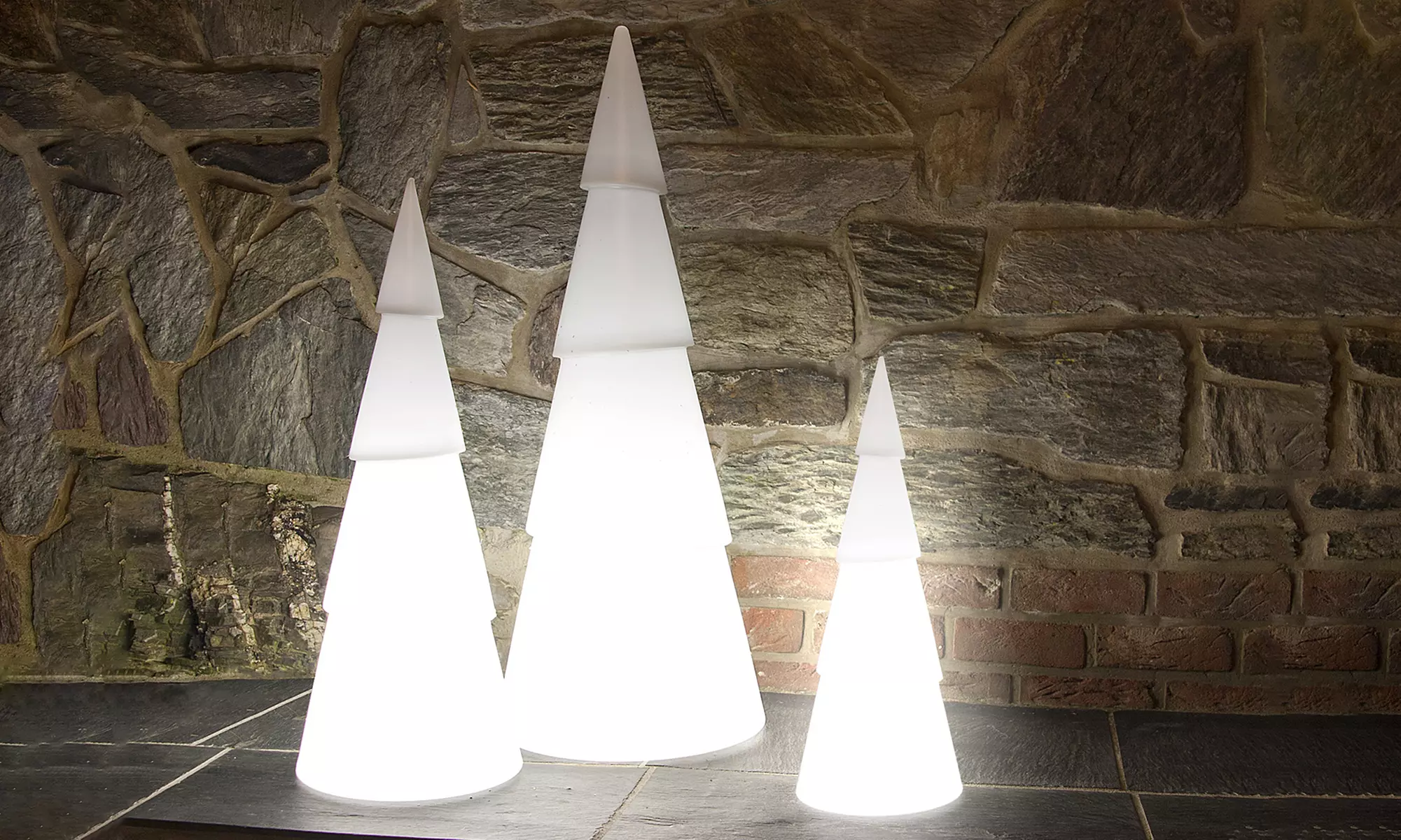 8 Seasons Design Tannenbaum-Lampe in 55, 75 oder 100 cm Höhe mit E27 oder LED für den Innen- und Außenbereich - Primary Image