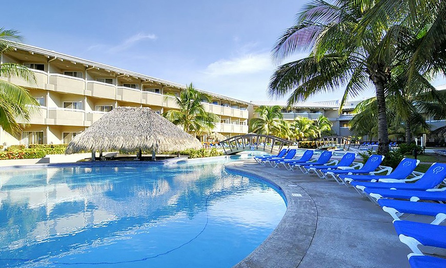 4-Night All-Inclusive Fiesta Resort Stay with Air from Vacation Express ...