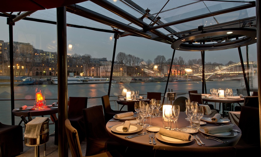 Image 8: Croisière et repas sur la Seine avec Bateaux Parisiens