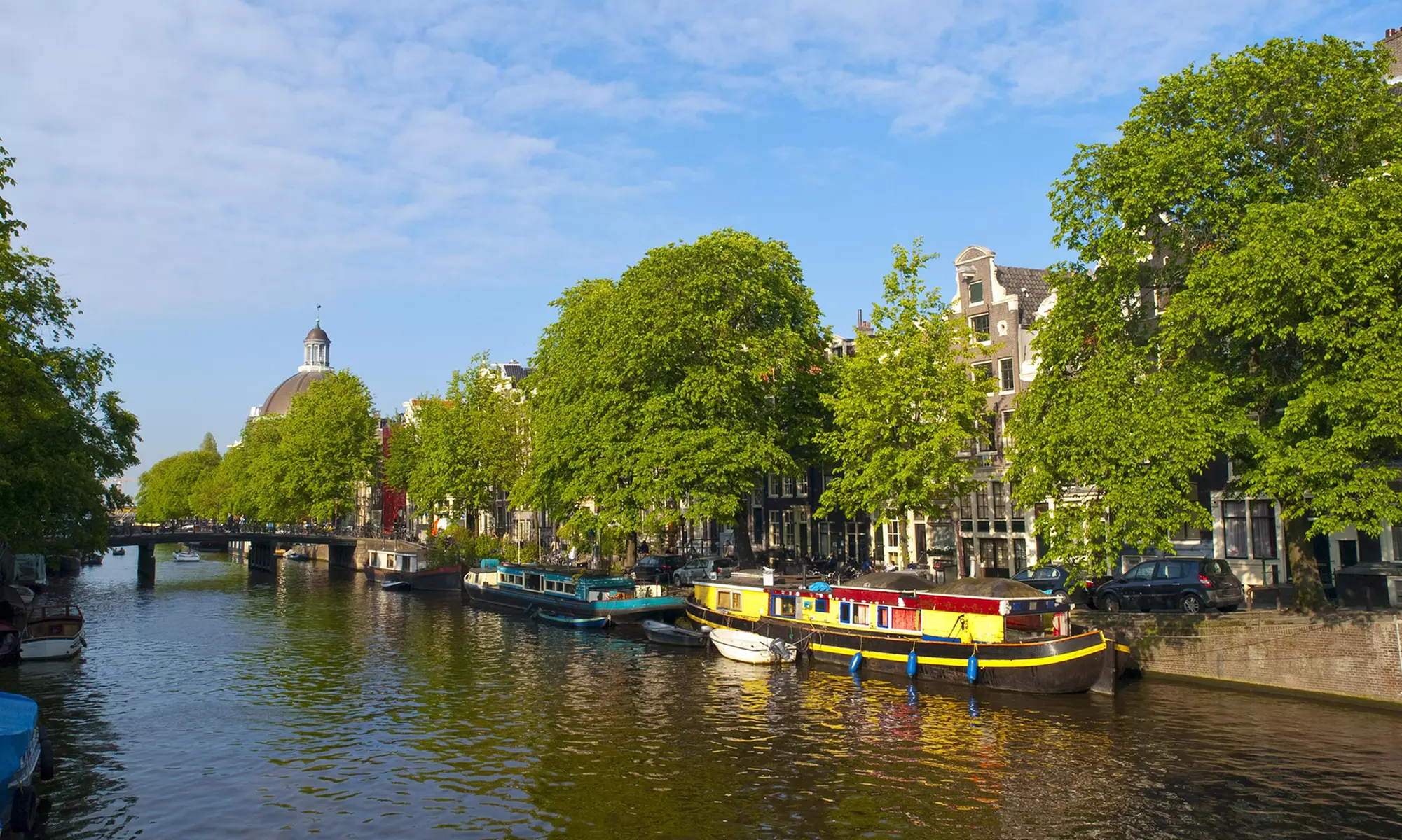 Amsterdam: Schifffahrt entlang der Kanäle für 1 bis 4 Personen - Second Medium