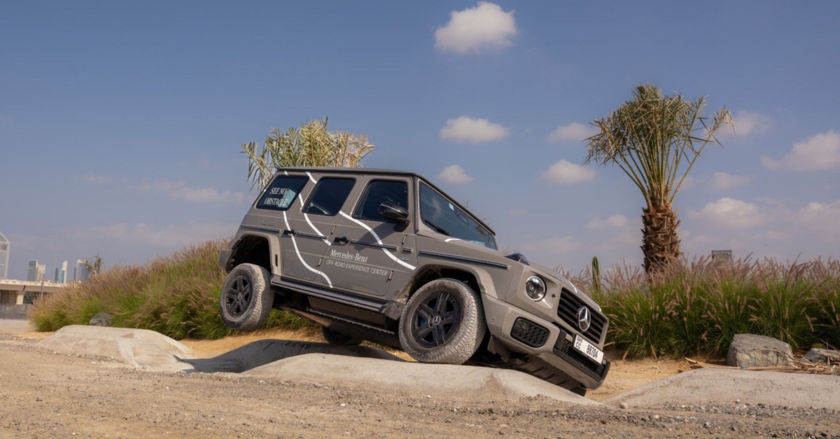 Mercedes-benz G-class Luxury Track Experience In Dubai Mercedes-benz G-class Luxury Track Experience In Dubai