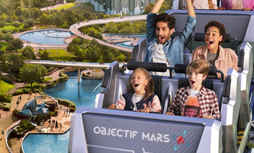 Image 4: Journée en duo au Futuroscope : plus de 40 attractions et spectacles