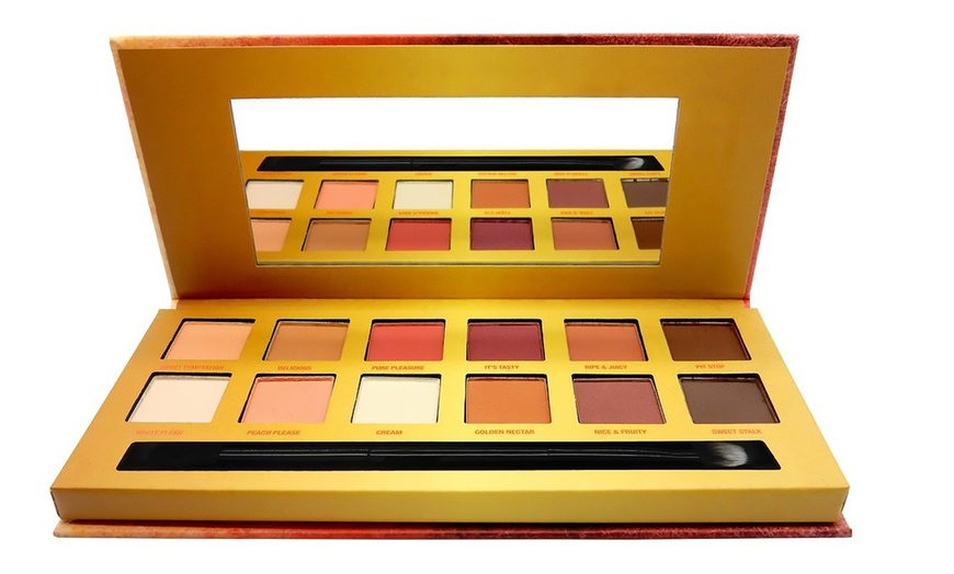 Image 4: W7 Eyeshadow Palette