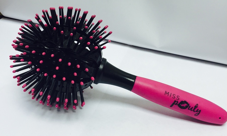 Image 2: Amazeball Eight-In-One Hair Brush