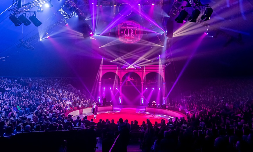 Image 3: Entrada al Festival Internacional del Circo Elefant d’Or 