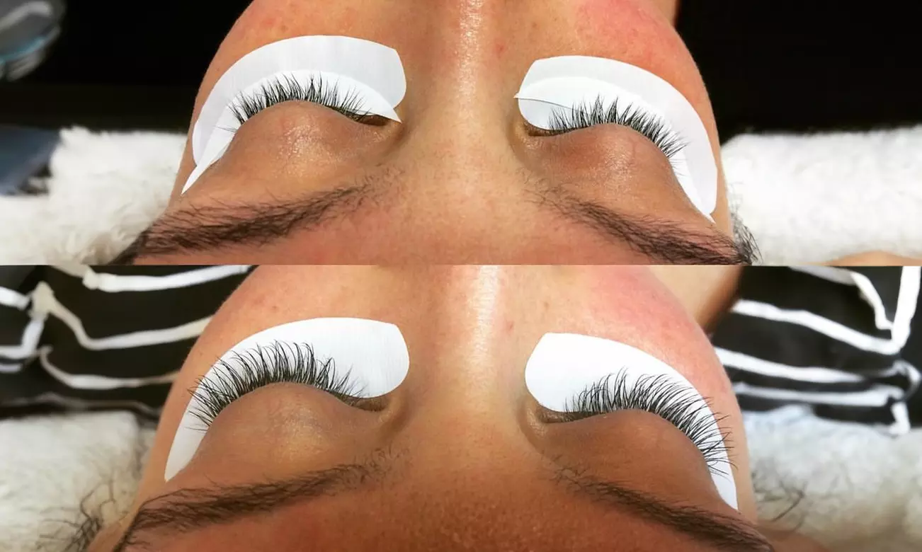 Enhance your beauty w/ Emily Lash Tech: Choose from Minimal, Classic, or Volume Russian Eyelashes (Upto 68% Off) - Second Medium
