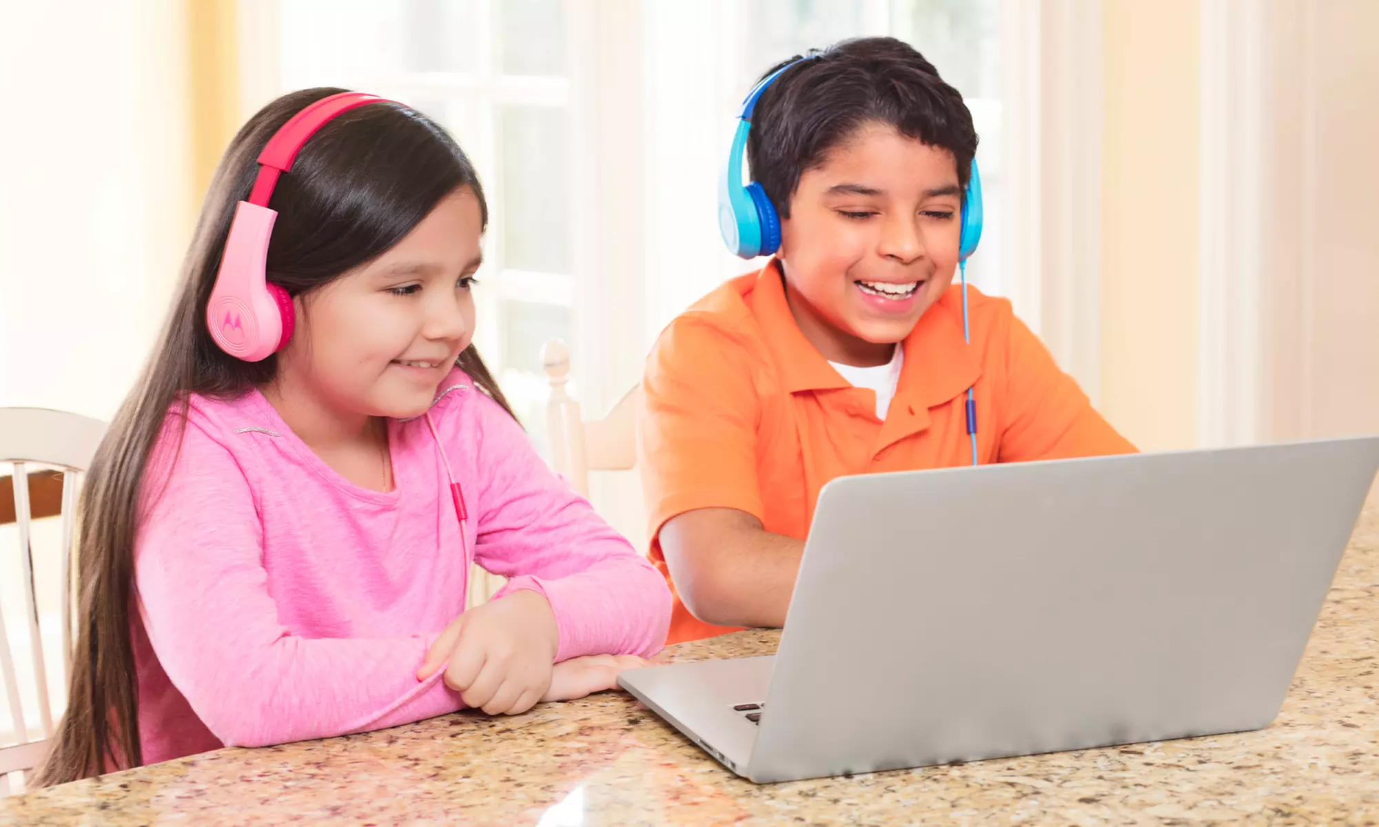 Écouteurs Motorola Squads 200 pour enfants - Primary Image