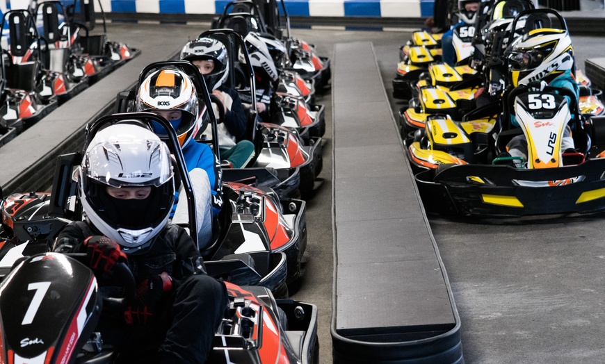 Image 8: Do 14% zniżki na Wyścigi gokartów (przejażdżka/doświadczenie) w E1GOKART Chorzów