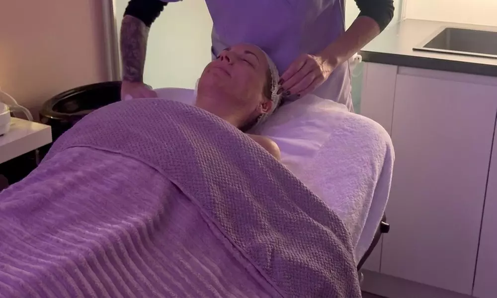 Ervaar luxe gelaatsverzorging met ontspanning en een frisse huid