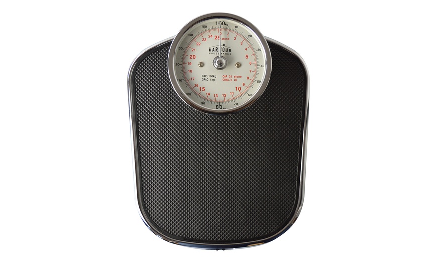 Image 10: Retro Bathroom Weighing Scales