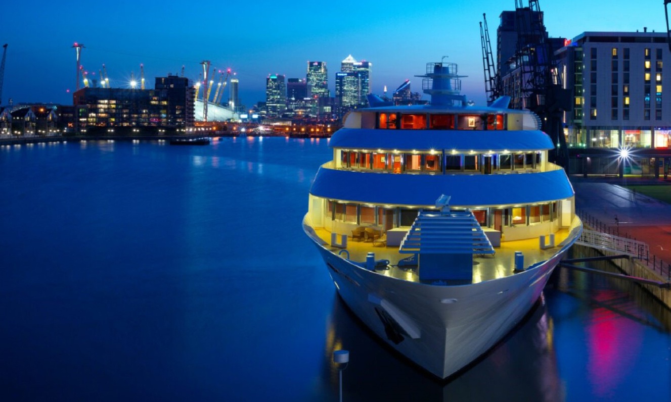 Gift an Escape to London’s 4*Sunborn Yacht Hotel with Breakfast&Dinner