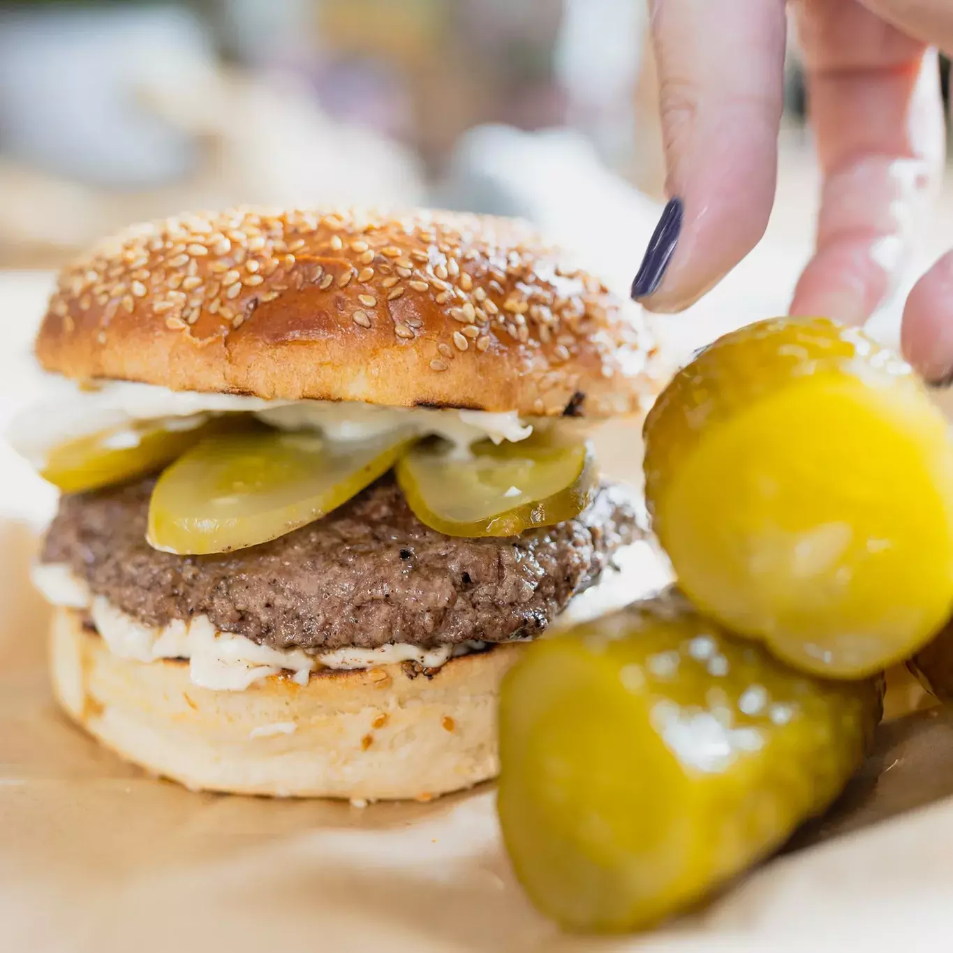 Burger Prostak, Cheese lub miesiąca w Burger Mama (do -20%) - Second Medium