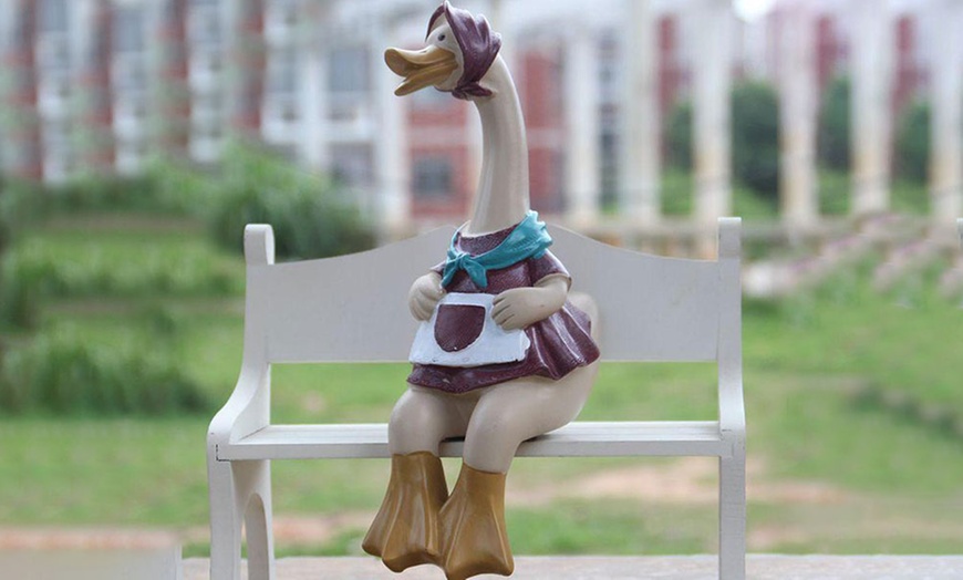 Image 3: Garden Resin Couple Duck Statue Decoration