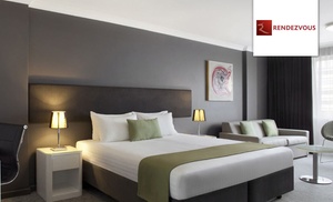 Perth, CBD: 1-2 Nights with Brekky & Wine