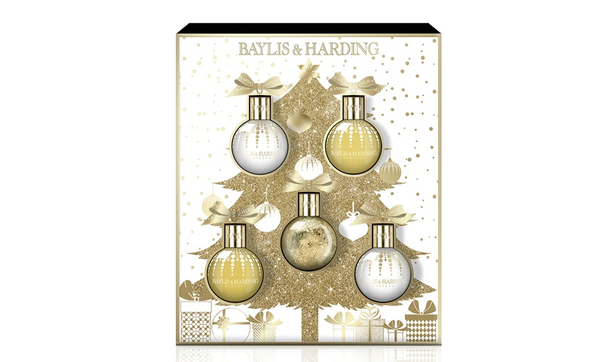 Image 9: Baylis and Harding Gift Set