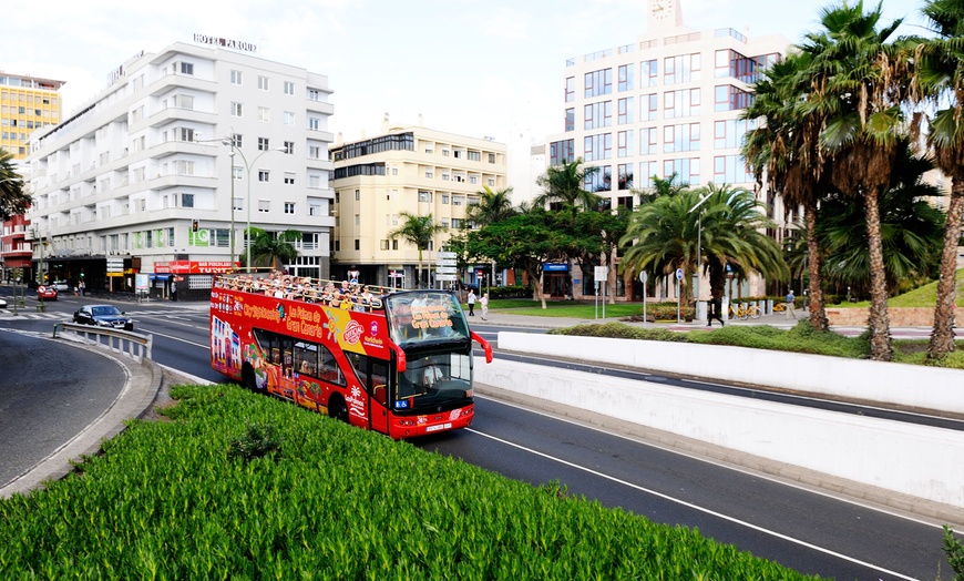 Image 3: ¡Descubre Las Palmas a tu ritmo! ¡Bus turístico de 24 horas!