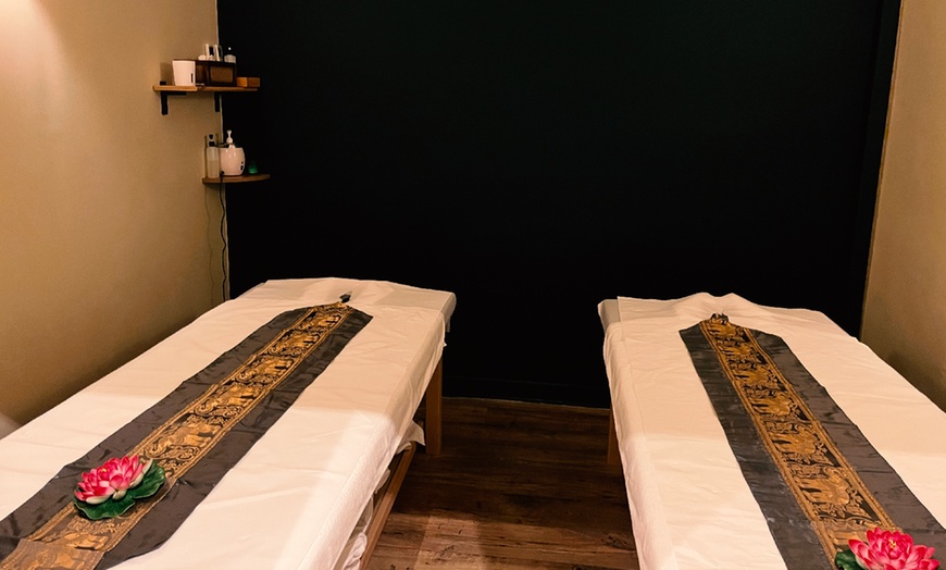 Image 3: Massage aux huiles chaudes d'1h avec Grand Royal Thai Massage