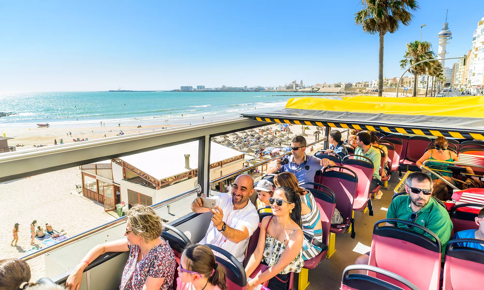 Ticket de 2 días para bus turístico por Cádiz para 1 niño o adulto