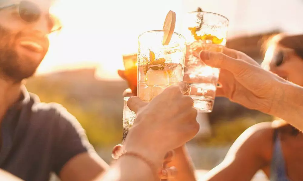 Lachen, gieren, botsen en scoren: Bubbel Voetbal voor 4 - 12 personen