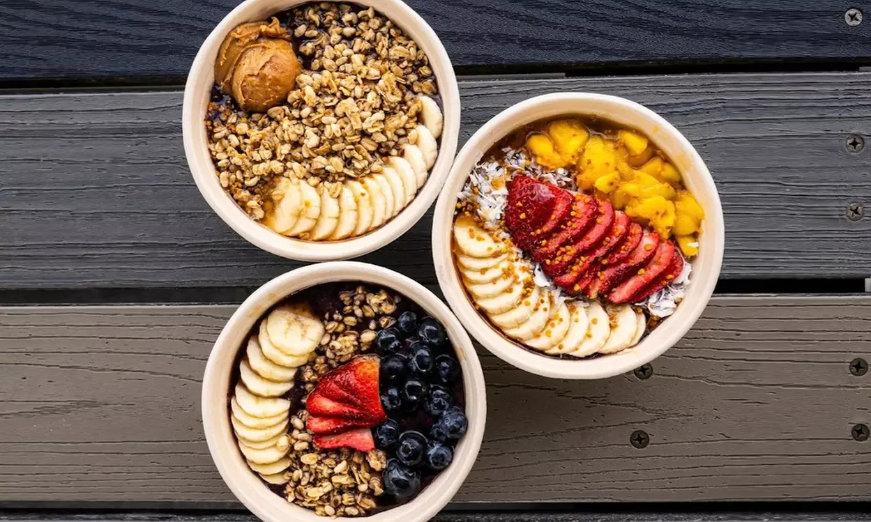 Enjoy Smoothies, Juices and more at Robeks Fresh Juices & Smoothies!