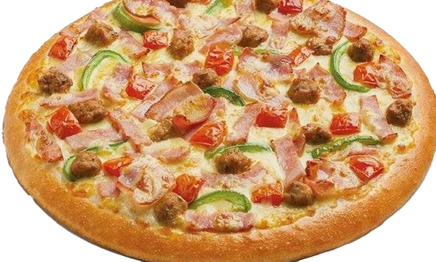 Image 2:  Pizza au choix + boisson à Burgers And Grill Saint Priest