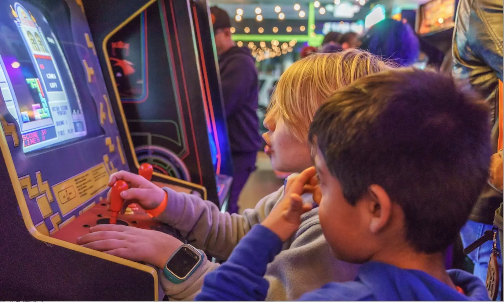 Up to 35% Off Unlimited Arcade & Pinball - Neon Retro Arcade