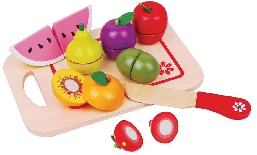 Image 4: Lelin Toy Vegetable or Fruit Cut-Up Set