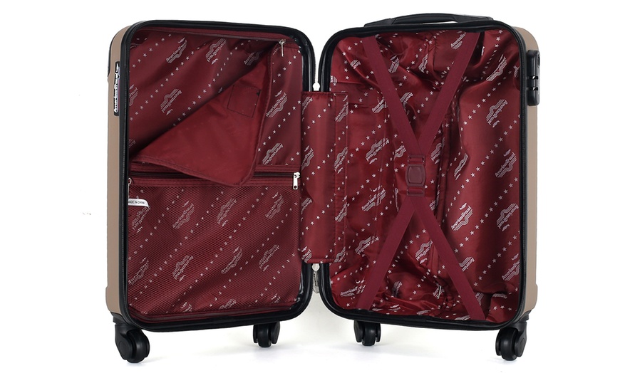 Image 25: Set of Three Suitcases