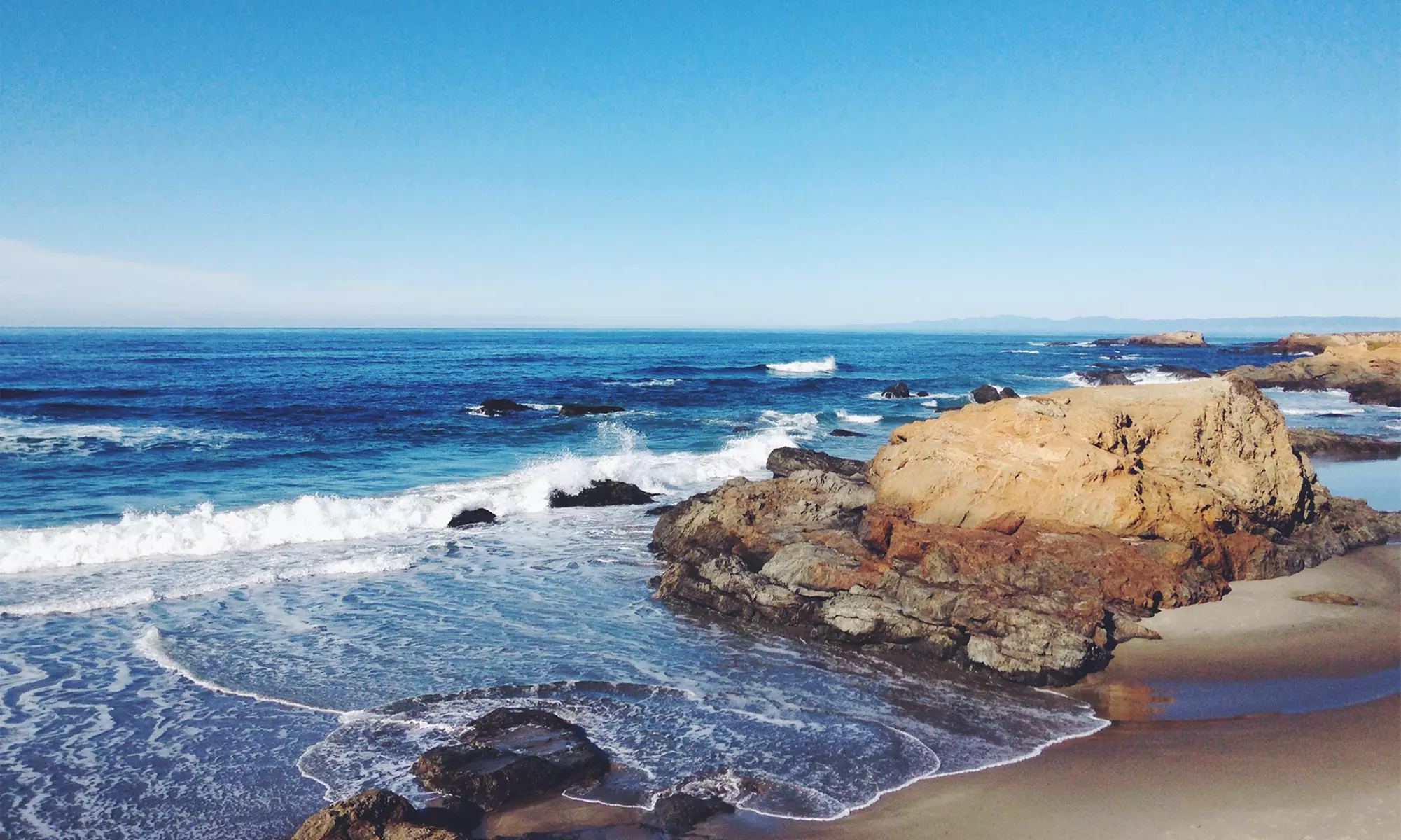 Stay at Beach House Inn in Fort Bragg, CA - Primary Image