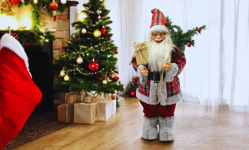 Image 6: Père Noël décoratif en tenue écossaise