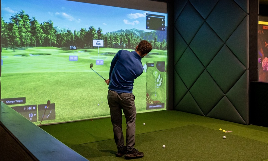 Image 1: Golf - Virtual Golf (Activity / Experience) at Golfbays