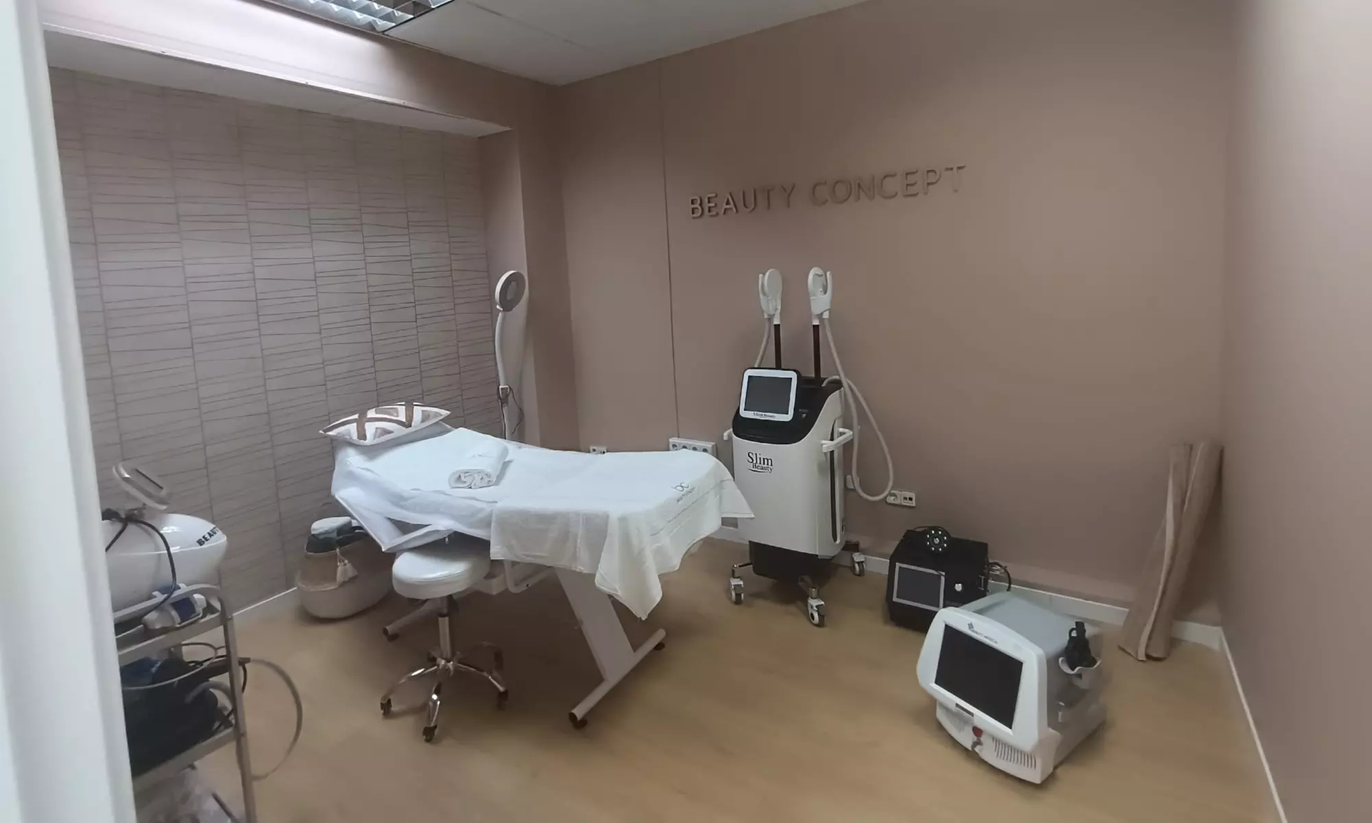 Tonifica tu cuerpo con 2, 4 o 6 sesiones de EMS para 1 persona