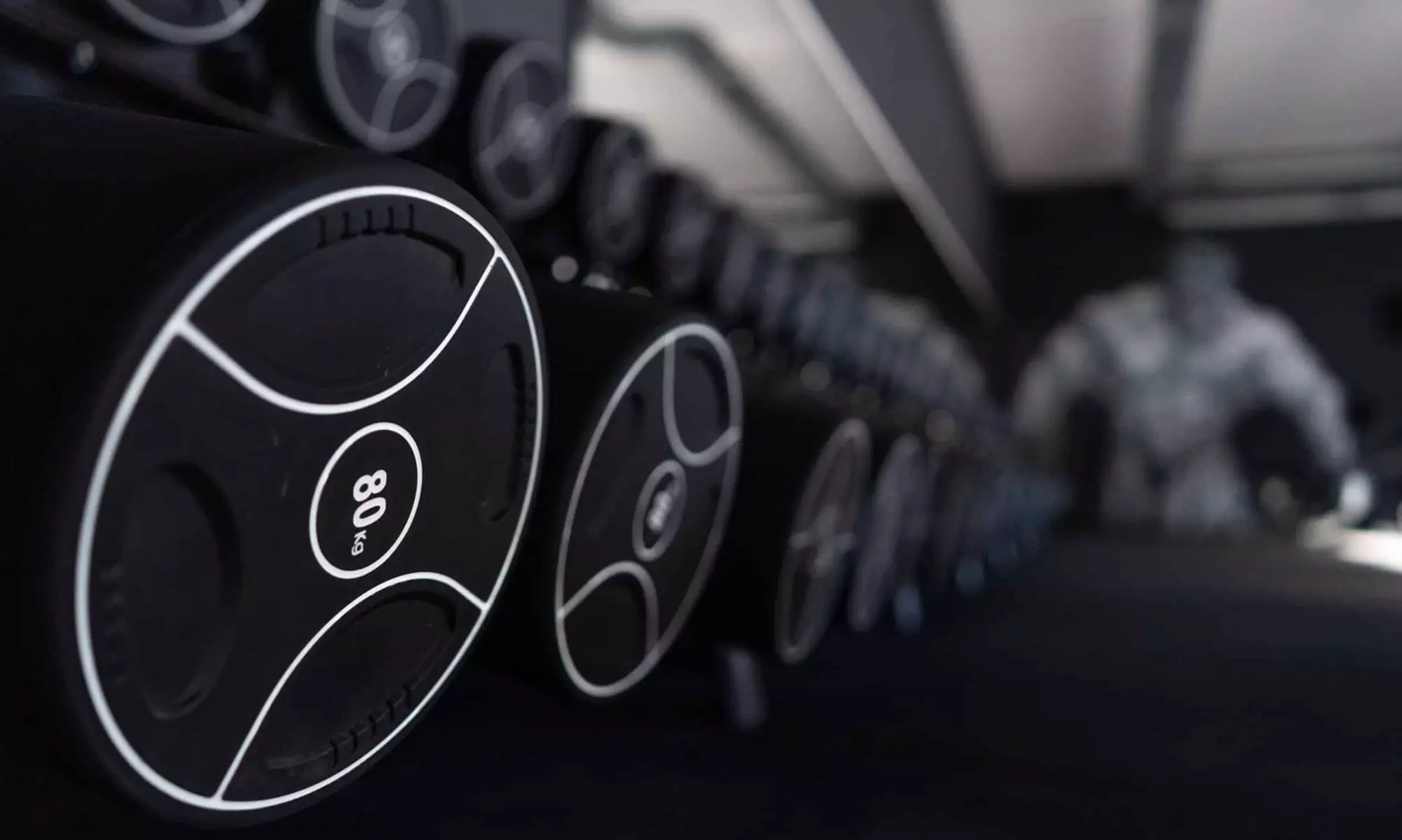 Premium-Fitness im Invictus Gym inkl. Solarium & Getränke-Flatrate