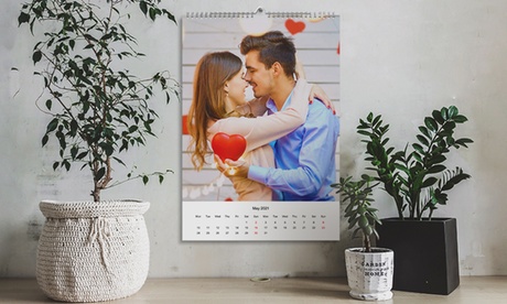 Fino a 3 foto calendari 2021 personalizzabili offerti da Photo Gifts (sconto fino a 85%)