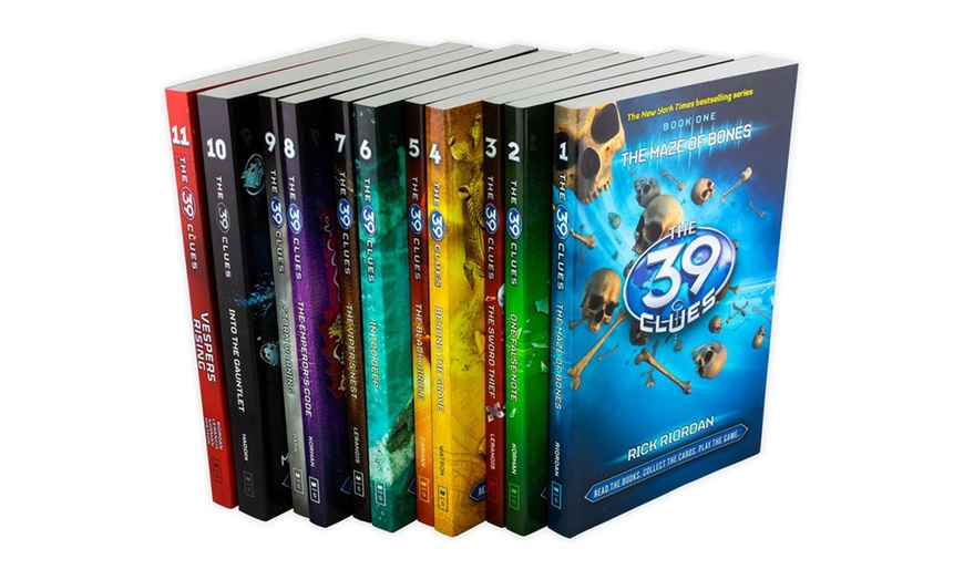 Image 3: The 39 Clues 11-Book Set