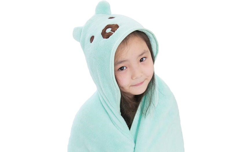 Image 7: Kids' Blanket Towel Hoodie