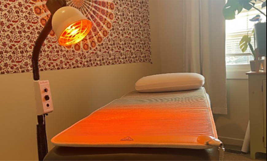 Image 2: 60-Minute Acupuncture Sessions with Red Light Therapy and Crystal Mats