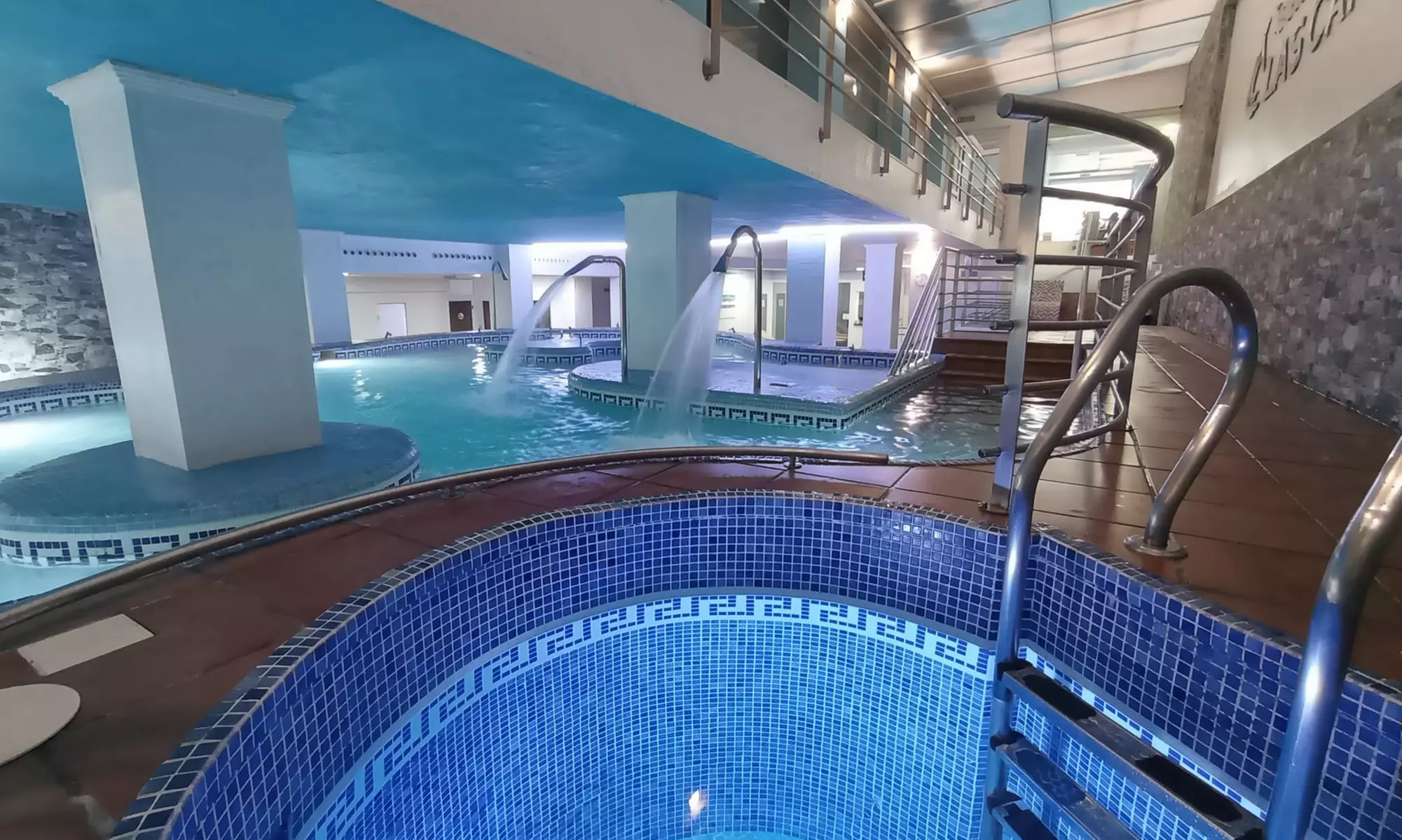 Circuito de spa de 120 minutos para 1 o 2 personas en Talasoterapia Las Canteras, con hasta un 10% de descuento - Primary Image