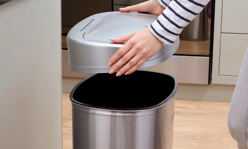 Image 4: Black & Decker Soft Close Bin